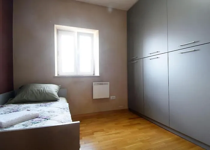 Iris -odlicno Mjesto U Centru Pule Appartement Pula