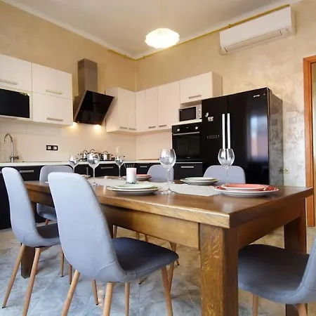 Apartman Iris -odlicno Mjesto U Centru Pule