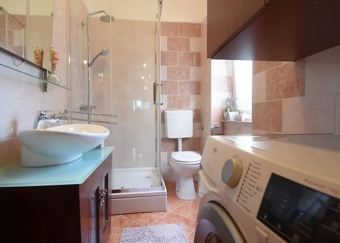 Iris -odlicno Mjesto U Centru Pule Póla